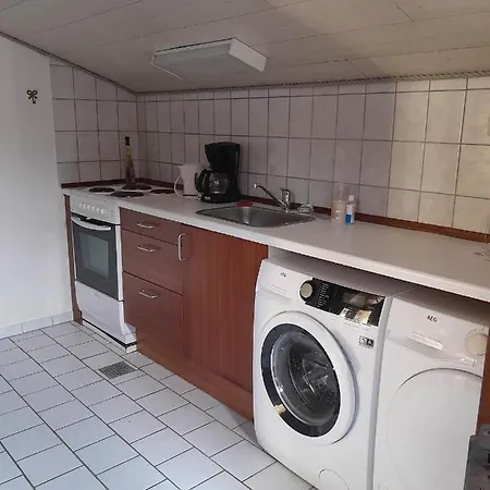 דירה 2 Bedroom, 1 Bath *