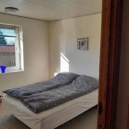 2 Bedroom, 1 Bath דירה קרוסה